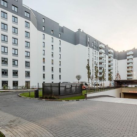 Enjoy! Ursus Apartment Varşovia Exterior foto